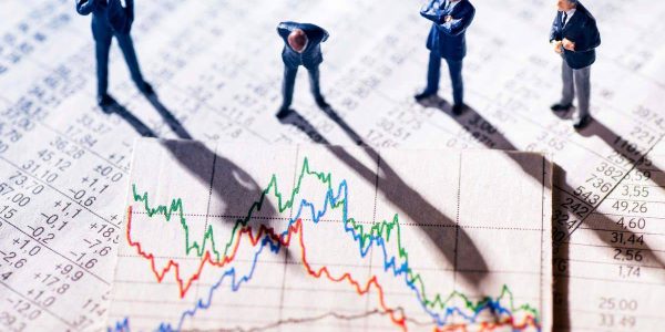 نوسان پذیری ضمنی